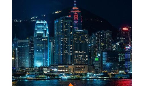 香港旅游必打卡地标——张保仔号维港游船全攻略